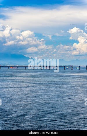 Rio de Janeiro dal mare il punto di vista, Brasile Foto Stock