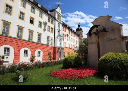 Altare esterno a Kloster Scheyern monastero, Abbazia di bavarese della Congregazione benedettina, Scheyern, Pfaffenhofen district Foto Stock