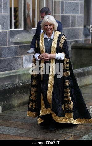 La duchessa di Cornovaglia, noto come la duchessa di Rothesay in Scozia, arriva per installare il Professor George Boyne come Vicerettore dell'Università di Aberdeen durante una cerimonia a Elphinstone Hall, King's College di Aberdeen. Foto Stock