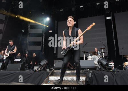 Le membrane John Robb sul palcoscenico il barbuto teoria festival Foto Stock