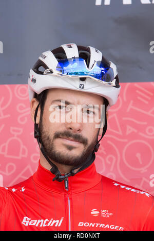 ESCHBORN, Germania - 1 maggio 2018: Julien Bernard (Trek-Segafredo) a Eschborn-Frankfurt corsa di ciclismo Foto Stock