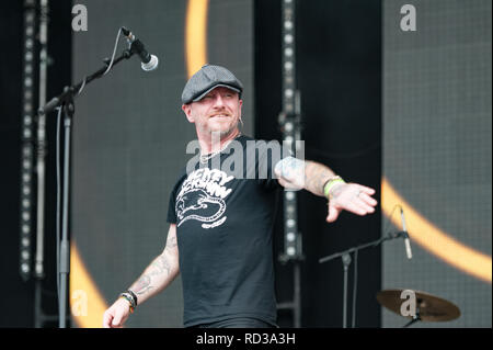 Il rumjacks sul palcoscenico il barbuto teoria festival Foto Stock
