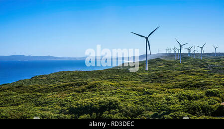 Le turbine eoliche su una fattoria eolica, Albany, Australia occidentale, Australia Foto Stock