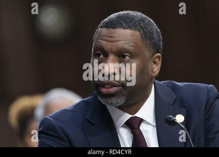 Washington, Distretto di Columbia, Stati Uniti d'America. 16 gennaio, 2019. Derrick Johnson, Presidente e Chief Executive Officer.NAACP partecipa a un'audizione di conferma di William Barr ad essere gli Stati Uniti Attorney General, audizione alla Commissione giudiziaria del Senato, 16 gennaio 2019, sul colle del Campidoglio di Washington DC. Credito: Chris Kleponis/CNP Credito: Chris Kleponis/CNP/ZUMA filo/Alamy Live News Foto Stock