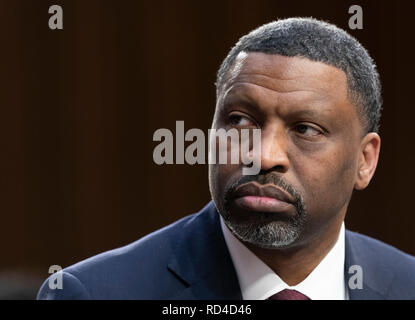 Derrick Johnson, Presidente e Chief Executive Officer NAACP partecipa a un'audizione di conferma di William Barr ad essere gli Stati Uniti Attorney General, audizione alla Commissione giudiziaria del Senato, 16 gennaio 2019, sul colle del Campidoglio di Washington DC. Credito: Chris Kleponis/CNP | Utilizzo di tutto il mondo Foto Stock