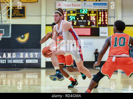 15 gennaio 2019: JJ Pearce High School Senior ha attirato Timme #2 aveva 32 college offre ed è stato uno dei primi 50 classificati di alta scuola i giocatori di basket negli Stati Uniti ha firmato con il Gonzaga University Bulldogs e parteciperà a partire dal 2019 anno scolastico. Albert Pena/CSM Foto Stock