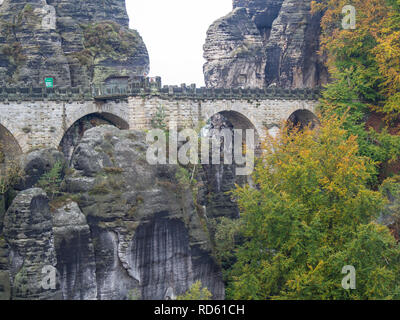 Vista del ponte di Bastei Foto Stock