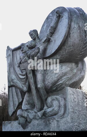 L'incantesimo rotto (1916) o Ur Alogum scultura in Reykjavík, Islanda da Einar Jónsson. Einar Jónsson (11 maggio 1874 - 18 ottobre 1954) era un islandese Foto Stock