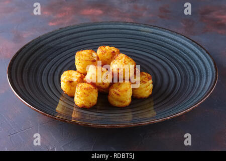 Patate fritte palle - crocchette di purè di patate Foto Stock