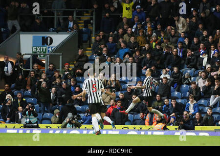 BLACKBURN, 15 gennaio 2019. Joselu di Newcastle United festeggia dopo aver segnato il Newcastle United il terzo obiettivo durante la FA Cup terzo turno replay tra Blackburn Rovers e Newcastle United a Ewood Park di Blackburn martedì 15 gennaio 2019. (Photo credit: Mark Fletcher | MI News & Sport | Alamy) Foto Stock