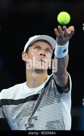 Melbourne, Australia. 18 gennaio, 2019. Tomas BERDYCH della Repubblica ceca serve durante gli Uomini Singoli Terzo turno match contro Diego Schwartzman di Argentina presso l'Australian Open a Melbourne, Australia, Gennaio 18, 2019. Credito: Bai Xuefei/Xinhua/Alamy Live News Foto Stock