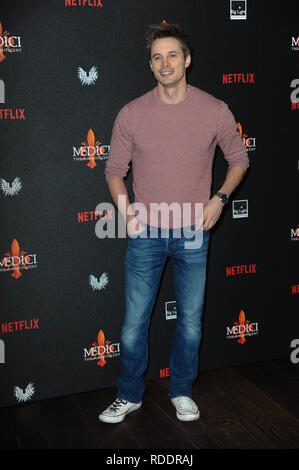 Londra, Regno Unito. 18 gennaio, 2019. Bradley James visto durante il Netfix Mediici Screening Il Magnifico, cast photocall al Soho Hotel di Londra. Credito: Terry Scott/SOPA Immagini/ZUMA filo/Alamy Live News Foto Stock