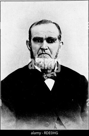 . Homing con gli uccelli; la storia di una vita di esperienza personale con gli uccelli. Gli uccelli. ]LEK Stratton che mi ha dato un dono meraviglioso 20. Si prega di notare che queste immagini vengono estratte dalla pagina sottoposta a scansione di immagini che possono essere state migliorate digitalmente per la leggibilità - Colorazione e aspetto di queste illustrazioni potrebbero non perfettamente assomigliano al lavoro originale. Stratton-Porter, Gene, 1863-1924. Città Giardino, Doubleday, pagina &AMP; l'azienda Foto Stock