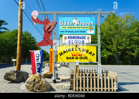 Indicazioni Per strada ristoranti a Bar Harbor, Maine, Stati Uniti d'America. Foto Stock