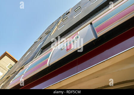 SEOUL, Corea del Sud - circa maggio, 2017: 7-11 convenience store segno. Foto Stock