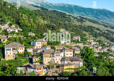 La bella e storica case Ottomane in Argirocastro, Albania Foto Stock