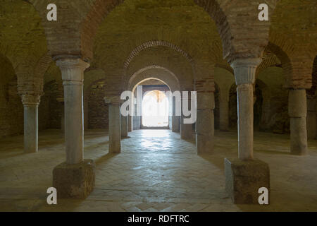 Almonaster antico borgo in Huelva, Andalusia Foto Stock