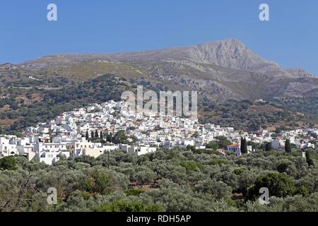 Filoti villaggio di montagna, a Mt. Zas, isola di Naxos, Cicladi Mar Egeo, Grecia, Europa Foto Stock