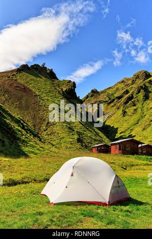 Camping nel canyon Þakgil, Thakgil, Pakgil, vicino a VIK, Vík í Mýrdal, Suðurland, Sudurland, Sud Islanda Islanda Foto Stock