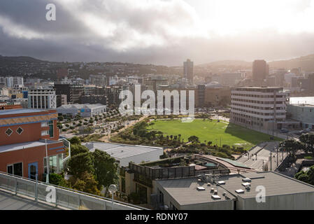 Il lungomare di Wellington è una zona popolare che attira la gente del posto e gli ospiti per il tempo libero, svago, eventi speciali e opportunità di pranzare. Foto Stock