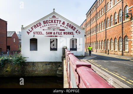 Ex Alfred Beckett & Sons sheffield fabbrica di acciaio a Sheffield, nello Yorkshire, Regno Unito il 5 settembre 2014 Foto Stock