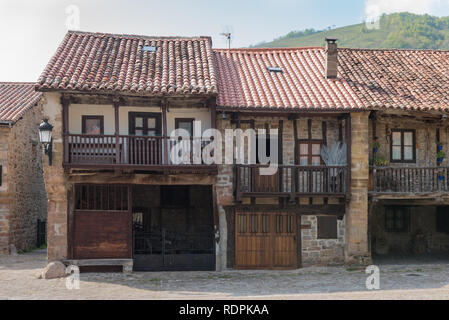 Barcena Mayor, Cabuerniga valley, Cantabria, Spagna. Foto Stock