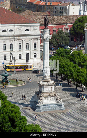 Vista generale della piazza Rossio, Teatro Nacional D. Maria II, Praça Dom Pedro IV, Lisbona, Portogallo, Europa Foto Stock