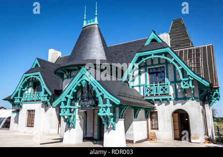 HRYASCHEVKA, RUSSIA - Agosto 12, 2018: ristorante "Garibaldi" nel villaggio Hryaschevka, regione di Samara, Russia. Foto Stock