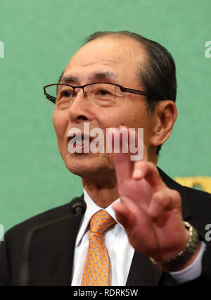 Tokyo, Giappone. 18 gennaio, 2019. Giappone della leggenda del baseball e Fukuoka Softbank Hawks presidente Sadaharu Oh offre un discorso presso il National Press Club del Giappone a Tokyo il Venerdì, 18 gennaio 2019. Giapponese-nato Taiwanese giocatore di baseball Oh che hanno svolto un primo baseman a Yomiuri Giants e contrassegnato 868 corre a casa in Giappone del professional baseball league. Credito: Yoshio Tsunoda/AFLO/Alamy Live News Foto Stock