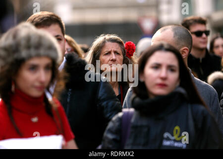 Roma, Italia. Xix gen, 2019. Donne Roma il 19 gennaio 2019. Le donne di marzo Roma, marzo di solidarietà per i diritti civili e i diritti civili per le donne, organizzata dalla comunità americana di Roma, simultaneamente con le donne del marzo che ha luogo in tutto il mondo su gennaio 19th. Foto di Samantha Zucchi Insidefoto Credito: insidefoto srl/Alamy Live News Foto Stock