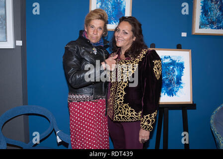 Parigi: vernissage dell'Hermine de Clermont-Tonnerre exhibition e Patricia Ducept, a noi gallery. Foto Stock