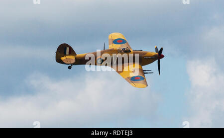 British Hawker Hurricane Mk IV con marcature francese battenti ad un air show Foto Stock