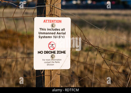 'No fuchi zona' segno inviato su un recinto, San Francisco Bay Area, California Foto Stock