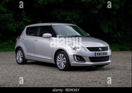 2013 Suzuki Swift SZ-L auto compatte Foto Stock