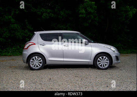 2013 Suzuki Swift SZ-L auto compatte Foto Stock