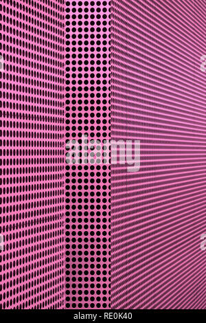 Abstract di punti neri sulla superficie metallica del soffitto al di fuori il Tampa Museum of Art di Tampa, Florida Foto Stock