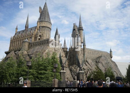 Il castello di Hogwarts in Universal Studios Japan (USJ). Il maestoso castello è come una scena di un film. Foto Stock