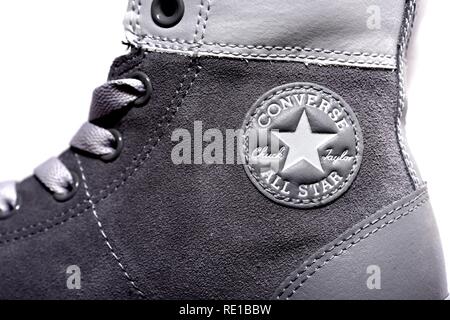 Chuck Taylor tutte le stelle casual scarpe per il tempo libero di sneaker grigio Foto Stock