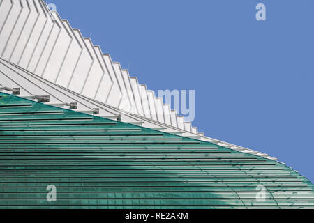 Abstract architettonico dell'esterno del contemporaneo Miami Beach Convention Center di Miami Beach, Florida Foto Stock