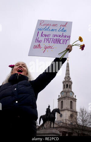 Londra, Regno Unito. Il 19 gennaio 2019. Londra donna marzo, parte di un tutto il mondo protesta contro la violenza contro le donne e gli effetti di austerità Credito: Jenny Matthews/Alamy Live News Foto Stock