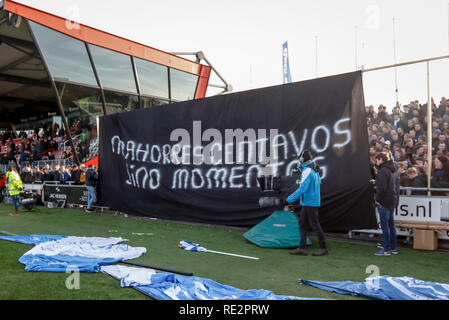 SPAKENBURG, 19-01-2019 ,De Westmaat Tweede Divisie, IJsselmeervogels - Spakenburg ,Stagione 2018 / 2019, atmosfera nello stadio durante la partita IJsselmeervogels - Spakenburg Credito: Pro scatti/Alamy Live News Credito: Pro scatti/Alamy Live News Credito: Pro scatti/Alamy Live News Credito: Pro scatti/Alamy Live News Credito: Pro scatti/Alamy Live News Credito: Pro scatti/Alamy Live News Foto Stock
