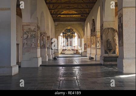 Chiesa del Beguinage, Sito Patrimonio Mondiale dell'Unesco, Sint-Truiden, Belgio, Europa Foto Stock