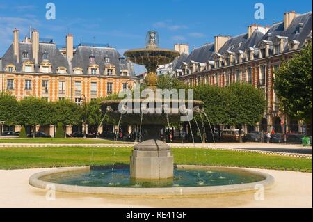 Place des Vosges, quartiere di Le Marais, Paris, Francia, Europa Foto Stock