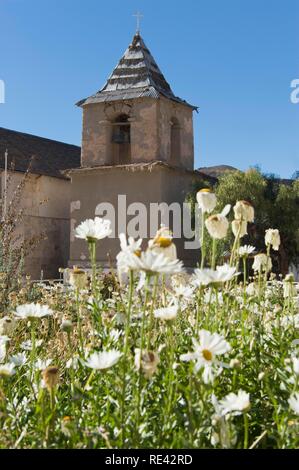La chiesa, Socorama village, Arica e regione di Parinacota, Cile, Sud America Foto Stock