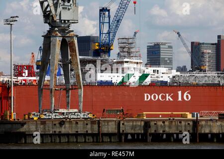 Cantiere navale, bacino di carenaggio del porto di Amburgo Foto Stock