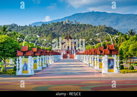 Ho kham luang stile tailandese settentrionale in Royal Flora ratchaphruek in Chiang Mai, Thailandia. Foto Stock