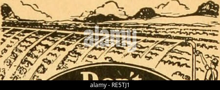 . Cranberries; : la nazionale rivista di mirtillo palustre. Mirtilli rossi. M. L Urann imposta Canning bisogni come 150.000 bbls. Dice che nelle attuali condizioni colturali per mantenere fresca la Fiera Mercato della frutta, non più di 1.500.000 casi devono essere inscatolato. In un colloquio con il vostro edi- tor, Marcus L. Urann, presidente del mirtillo palustre conservieri, Inc. prevede che ai sensi del presente il ritaglio condi- zioni, cranberry coltivatori non sarà mai necessario può più di una media di 1.500.000 casi di salsa di mirtilli per mantenere un livello di prezzi equo per i mirtilli rossi freschi. "Negli anni come 1937", ha detto il sig. Urann, "potrebbe essere nece Foto Stock