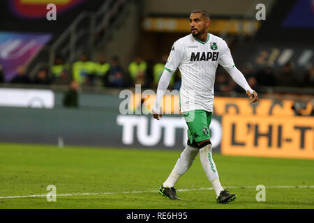 Milano, Italia. 19 gennaio 2019. Kevin-Prince Boateng di noi Sassuolo Calcio in azione durante la Serie A match tra FC Internazionale e Us Sassuolo Calcio. Credito: Marco Canoniero/Alamy Live News Foto Stock