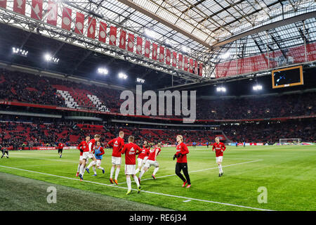 Amsterdam, Paesi Bassi. Xx gen, 2019. Amsterdam, Paesi Bassi. Xx gen, 2019.Stadium Johan Cruyff Arena football, olandese Eredivsie Stagione 2018 / 2019, il riscaldamento di Ajax durante il gioco Ajax - SC Heerenveen Credito: Pro scatti/Alamy Live News Foto Stock