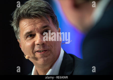 Monaco di Baviera, Germania. Xx gen, 2019. Harald Krüger, CEO di BMW, parla sul palco della vita digitale Design (DLD) Conferenza dell'innovazione. Foto: Lino Mirgeler/dpa Credito: dpa picture alliance/Alamy Live News Foto Stock